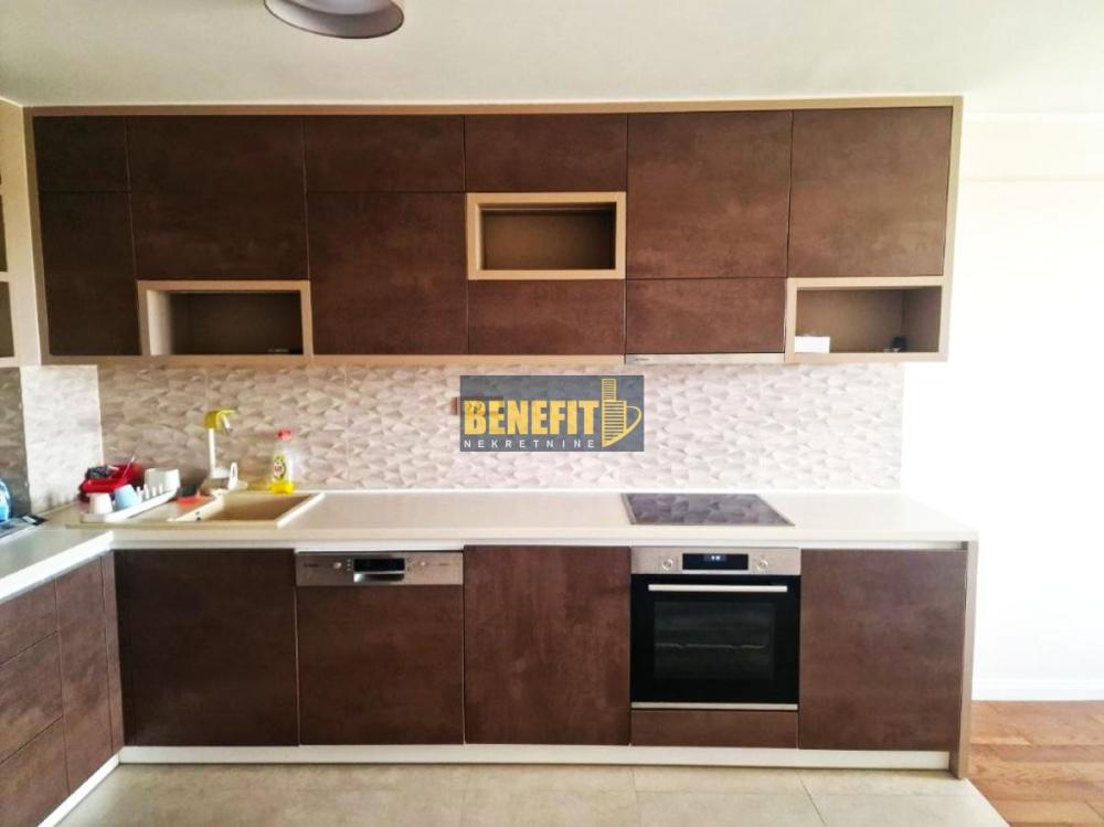 Slika 4 - Dvosoban stan za izdavanje, 82m2, 900€