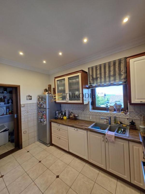 Slika 9 -  Kuća na prodaju, 400m2, 1.090.000€