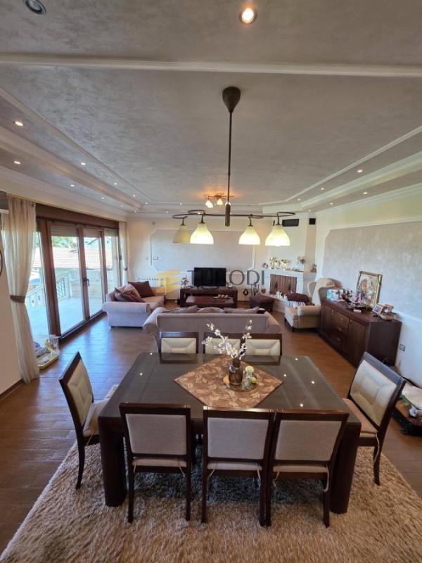 Slika 2 -  Kuća na prodaju, 400m2, 1.090.000€