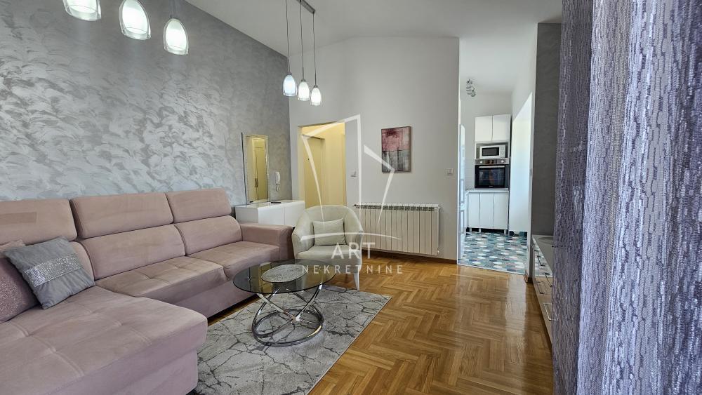 Glavna slika -Dimitrija Tucovića, Dvosoban stan za izdavanje, 45m2, 700€