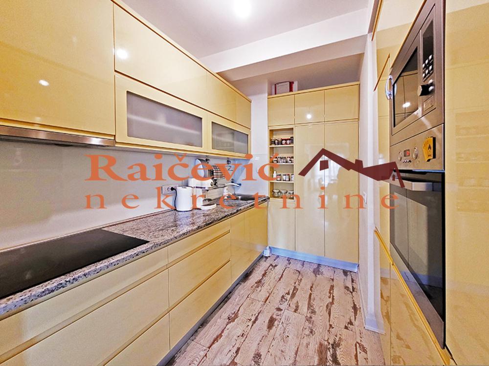 Slika 5 - Vojvode Stepe, Trosoban stan na prodaju, 90m2, 327.000€
