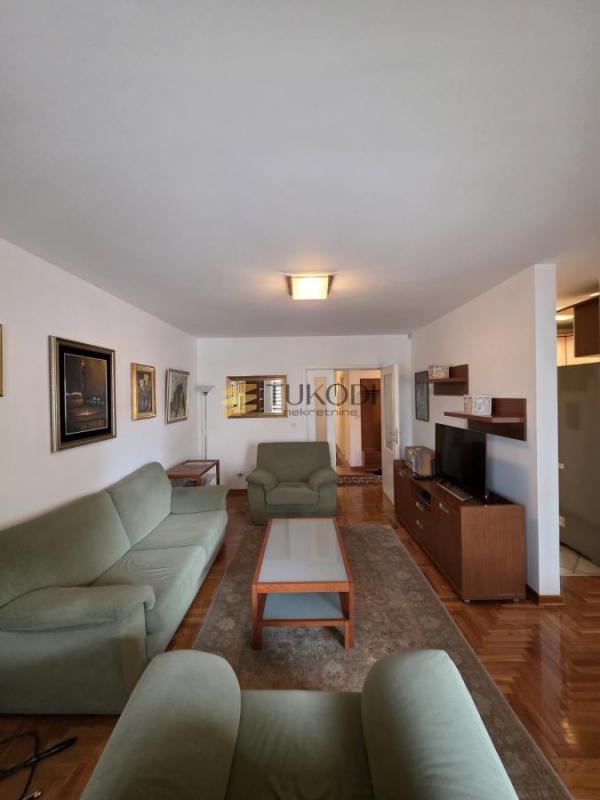 Slika 5 - Trosoban stan za izdavanje, 100m2, 1.400€