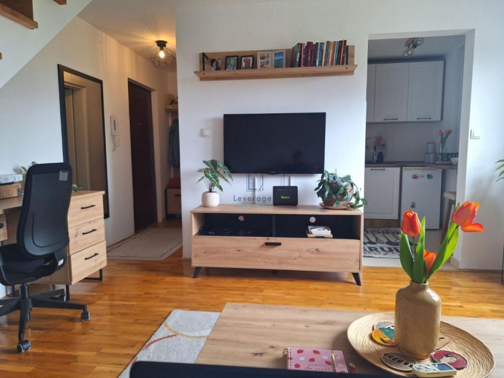 Glavna slika -Dvosoban stan za izdavanje, 35m2, 400€