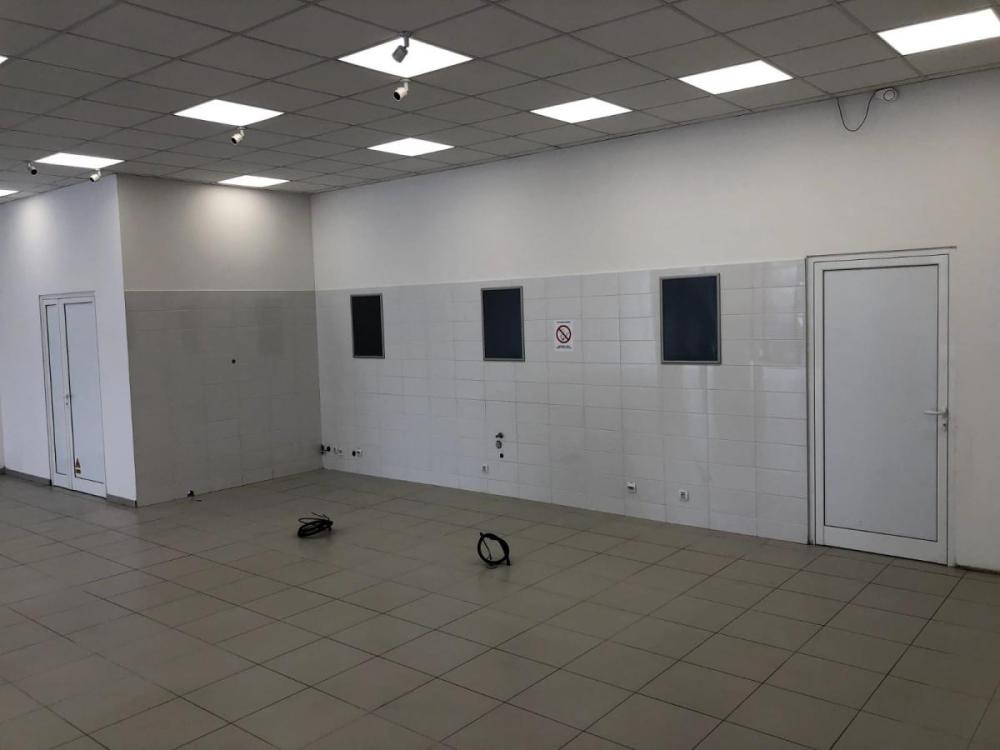 Slika 4 -  Lokal za izdavanje, 331m2, 2.500€