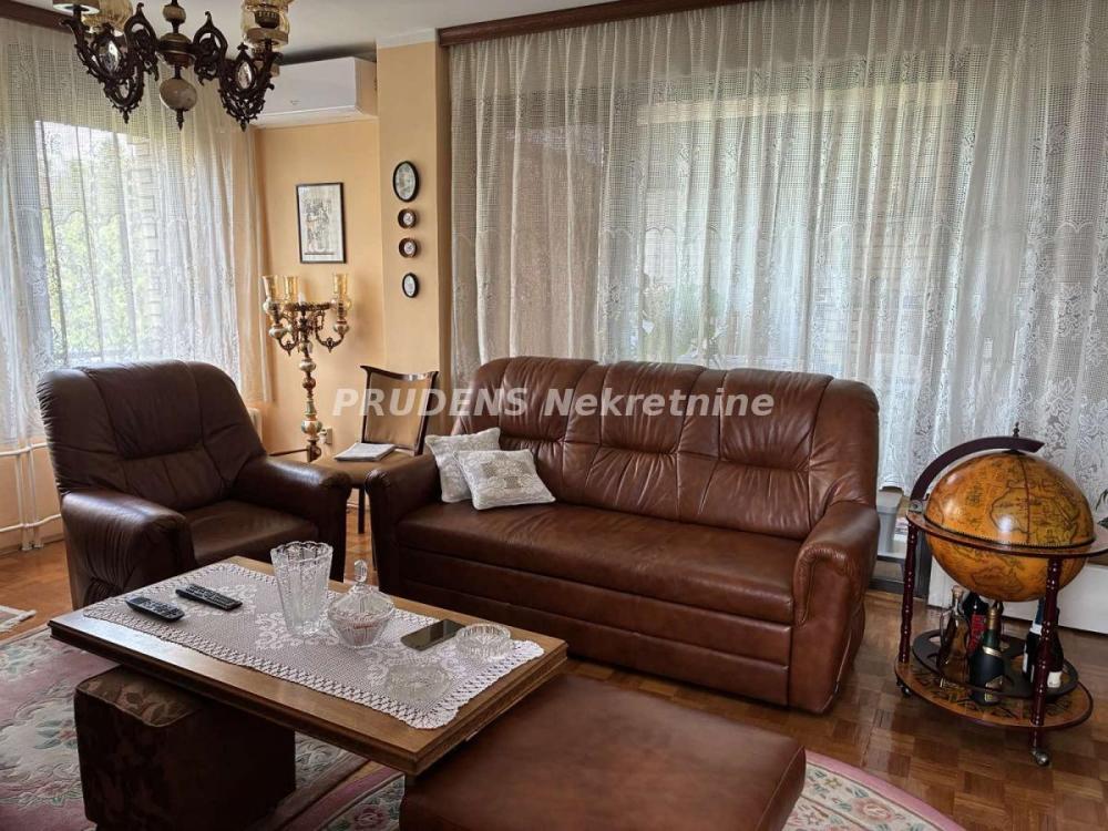 Slika 1 - Lipa, Četvorosoban stan na prodaju, 94m2, 270.000€