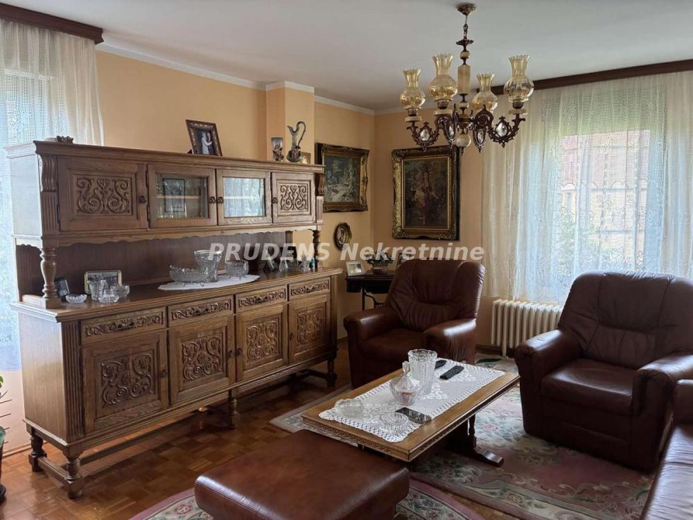 Slika 2 - Lipa, Četvorosoban stan na prodaju, 94m2, 270.000€