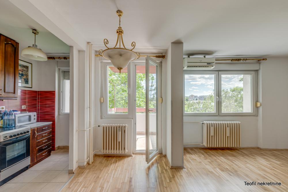 Slika 10 - Mike Alasa, Jednoiposoban stan na prodaju, 49m2, 250.000€