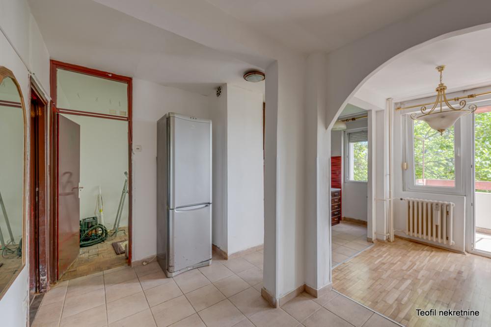 Slika 11 - Mike Alasa, Jednoiposoban stan na prodaju, 49m2, 250.000€