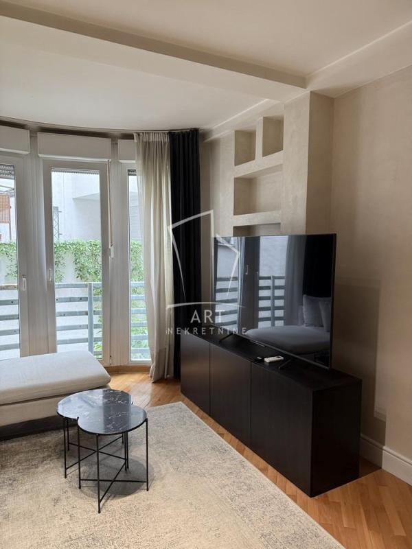 Slika 1 - Marka Oreškovića, Trosoban stan za izdavanje, 60m2, 1.000€