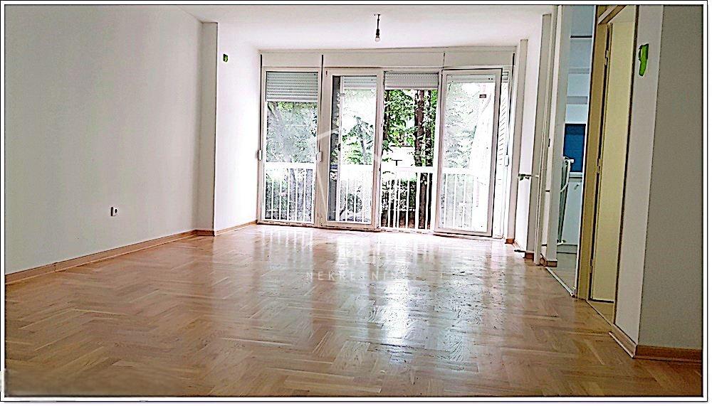 Slika 2 - Bulevar Kralja Aleksandra, Trosoban stan za izdavanje, 76m2, 680€