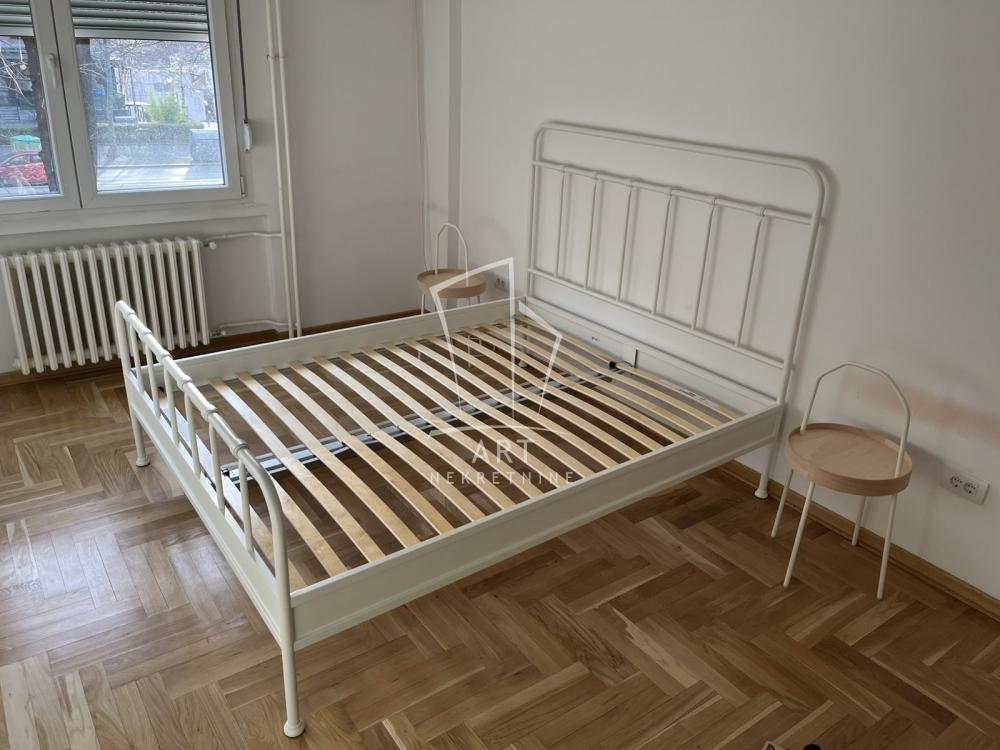 Slika 4 - Bulevar Kralja Aleksandra, Trosoban stan za izdavanje, 76m2, 680€
