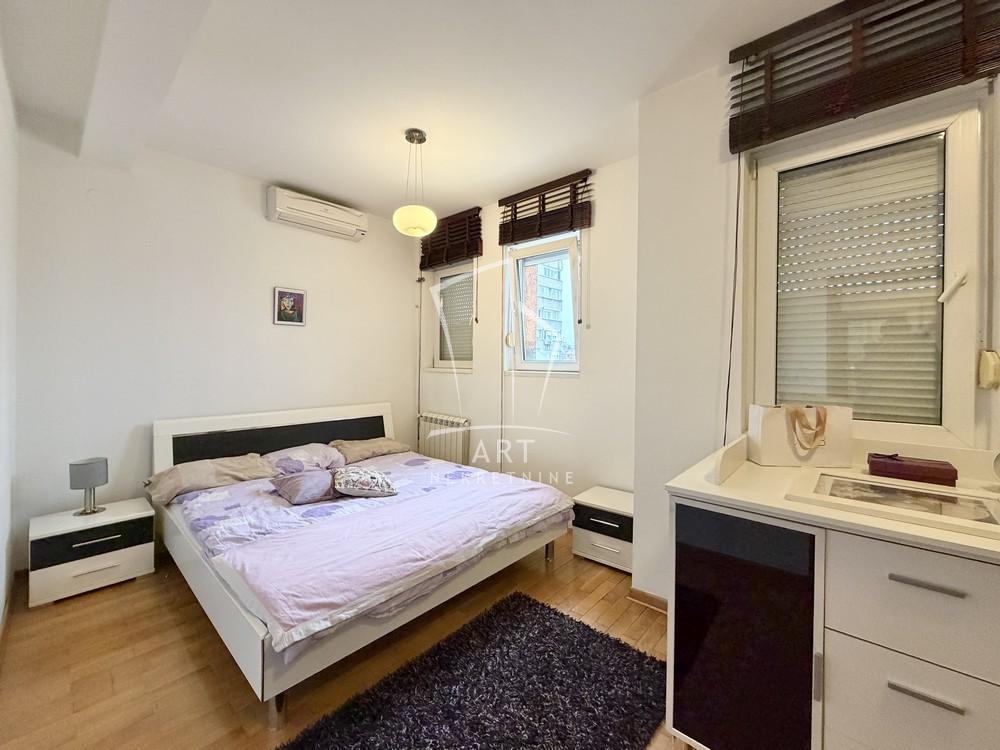 Slika 6 - Sime Igumanova, Trosoban stan za izdavanje, 84m2, 950€