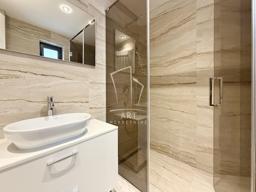 Slika 6 - Vojvode Dobrnjca,  Stan na prodaju, 196m2, 1.100.000€