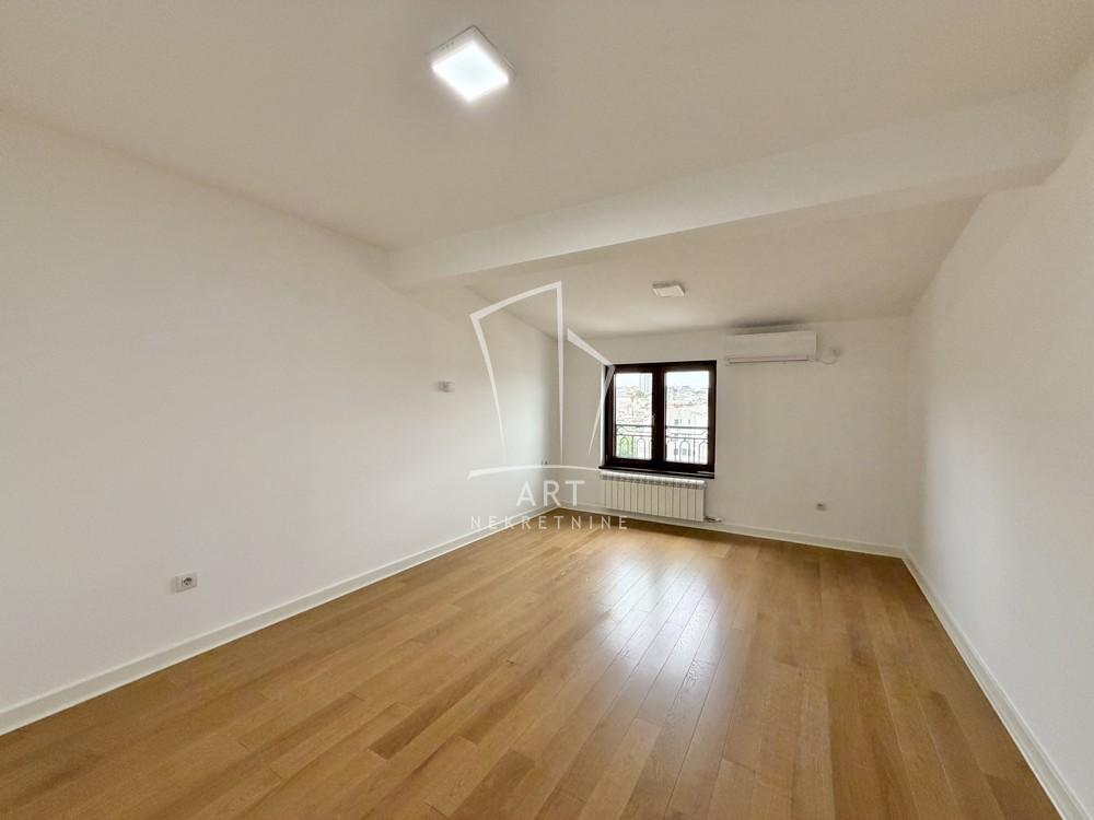 Slika 11 - Vojvode Dobrnjca,  Stan na prodaju, 196m2, 1.100.000€