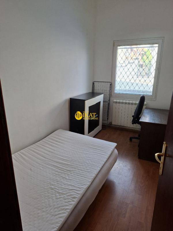 Slika 4 - Steve Žigona, Dvoiposoban stan za izdavanje, 47m2, 300€