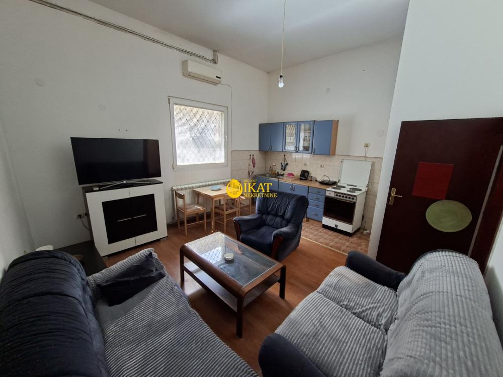 Slika 2 - Steve Žigona, Dvoiposoban stan za izdavanje, 47m2, 300€