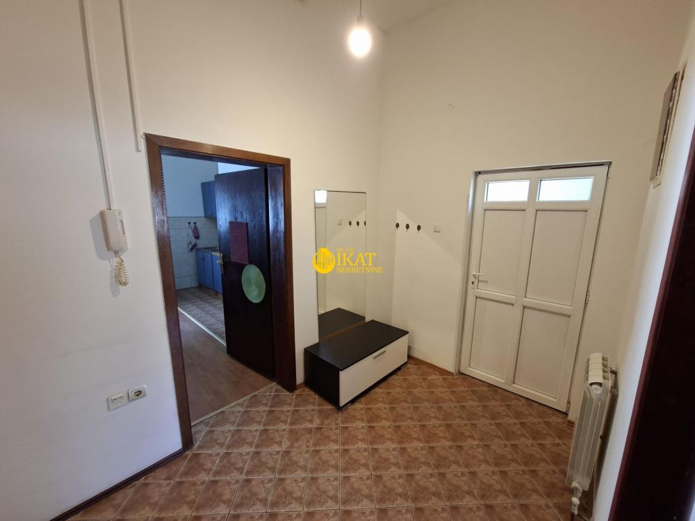 Glavna slika -Steve Žigona, Dvoiposoban stan za izdavanje, 47m2, 300€