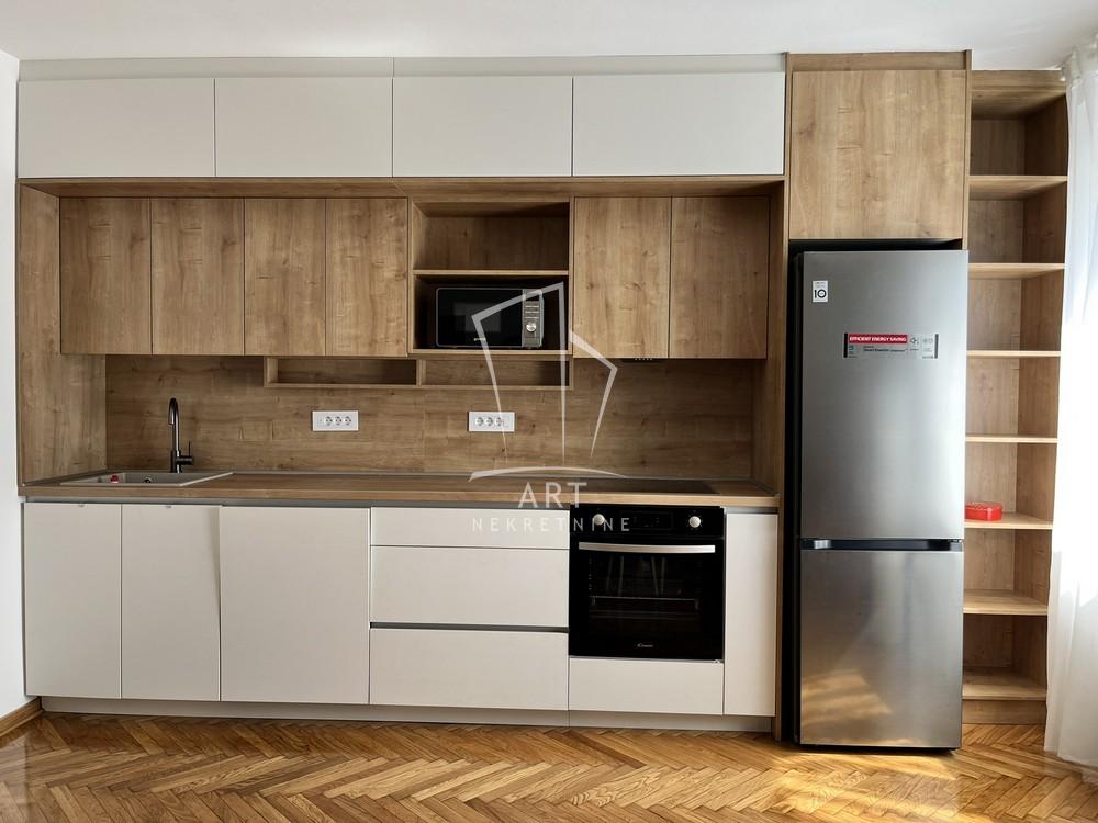 Slika 3 - Dimitrija Tucovića, Jednoiposoban stan za izdavanje, 36m2, 600€