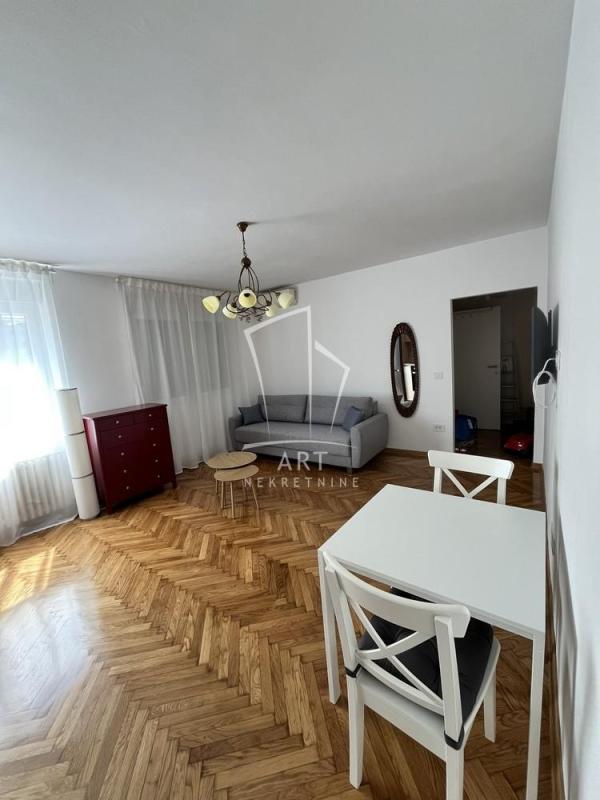 Slika 4 - Dimitrija Tucovića, Jednoiposoban stan za izdavanje, 36m2, 600€
