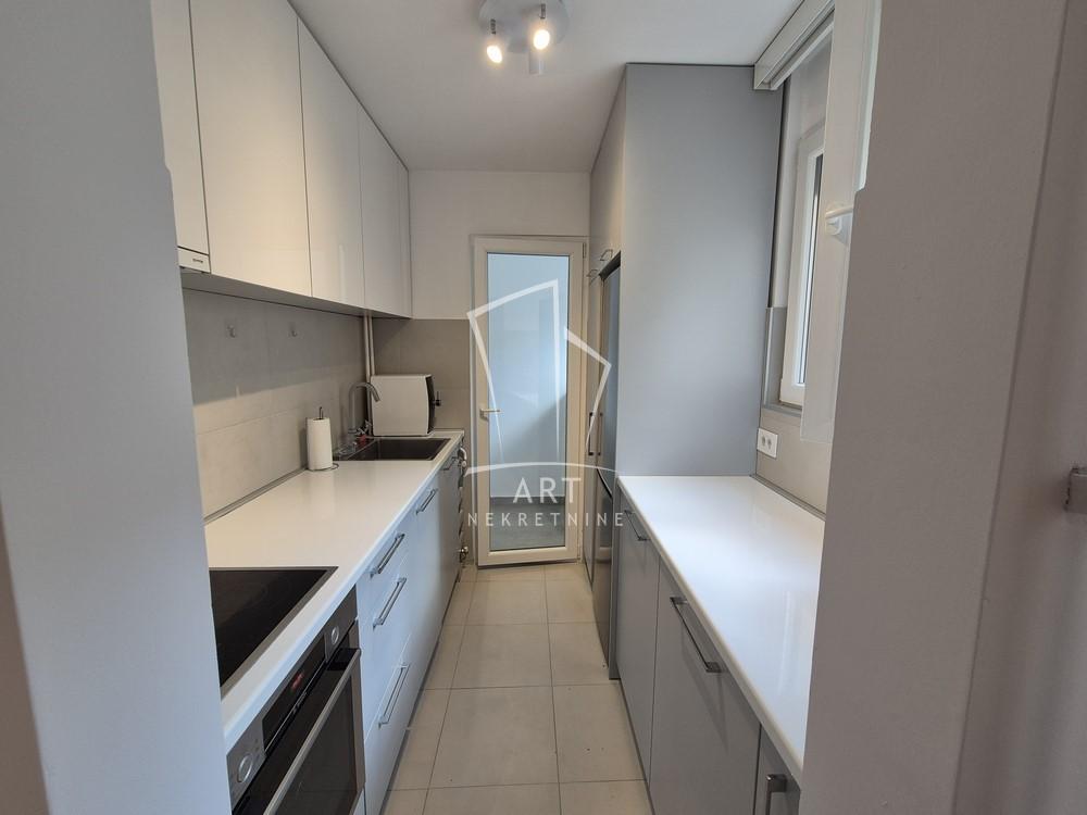Slika 4 - Omladinskih brigada, Dvosoban stan za izdavanje, 62m2, 800€