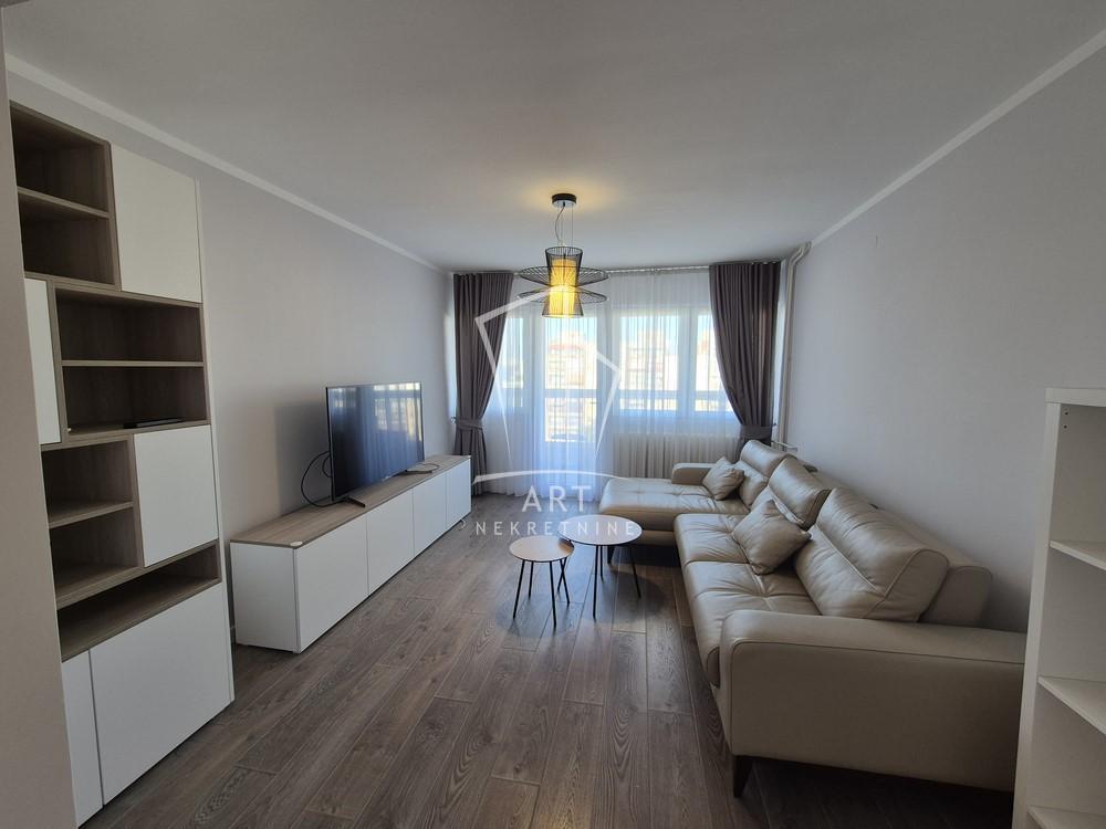 Glavna slika -Omladinskih brigada, Dvosoban stan za izdavanje, 62m2, 800€