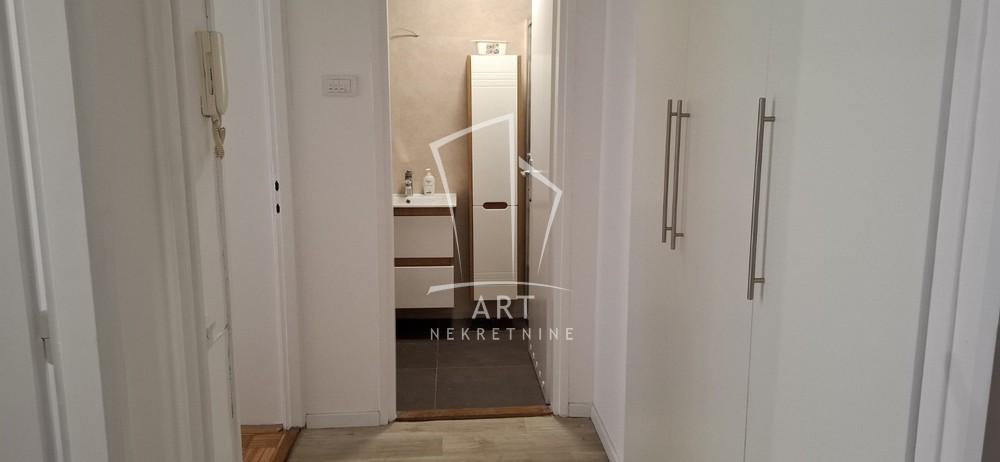 Slika 8 - Jurija Gagarina,  Lokal za izdavanje, 59m2, 850€