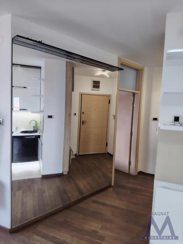 Slika 9 - Dvosoban stan za izdavanje, 500€