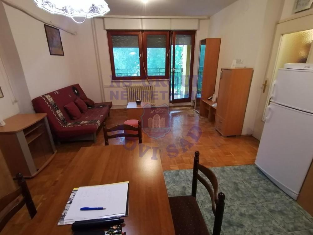 Glavna slika -Jednoiposoban stan na prodaju, 40m2