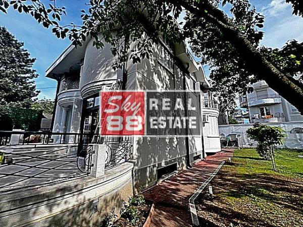 Slika 1 - Bulevar oslobođenja,  Kuća za izdavanje, 300m2, 4.500€