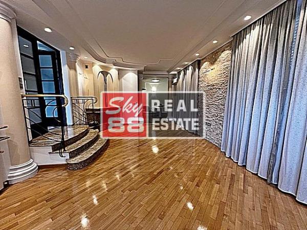 Slika 7 - Bulevar oslobođenja,  Kuća za izdavanje, 300m2, 4.500€
