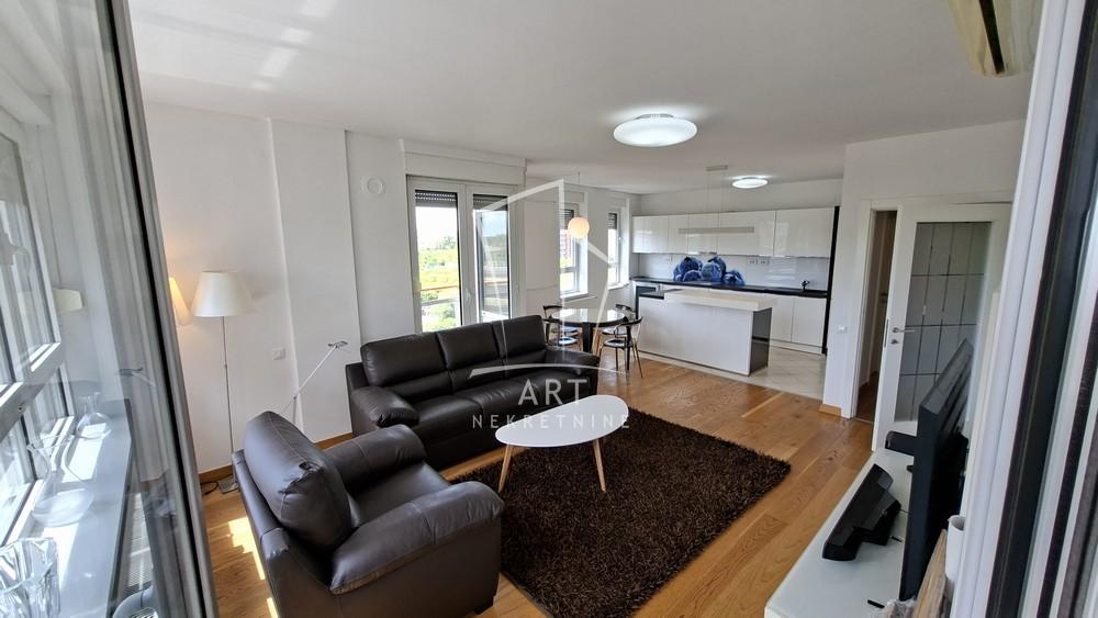 Slika 4 - Vladimira Popovića, Trosoban stan za izdavanje, 123m2, 1.200€