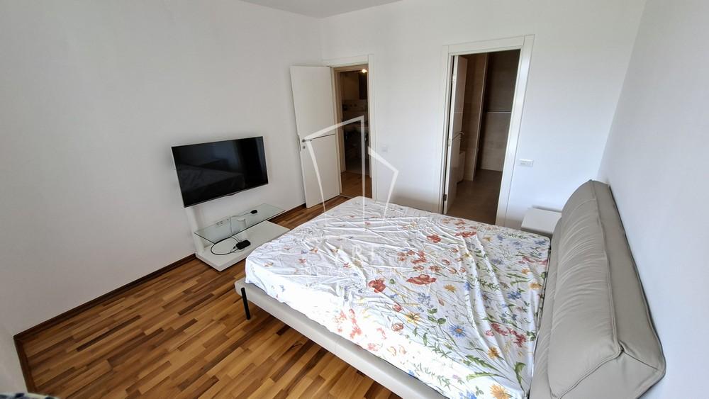 Slika 8 - Vladimira Popovića, Trosoban stan za izdavanje, 123m2, 1.200€