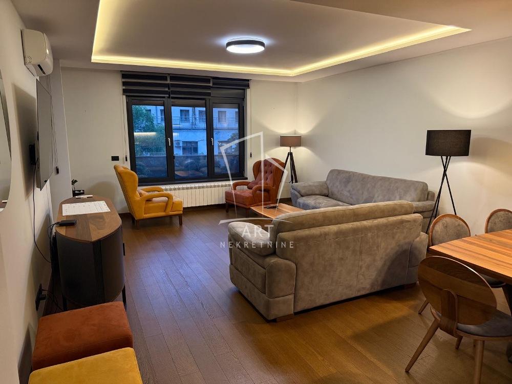Slika 1 - Požeška, Trosoban stan za izdavanje, 90m2, 1.300€