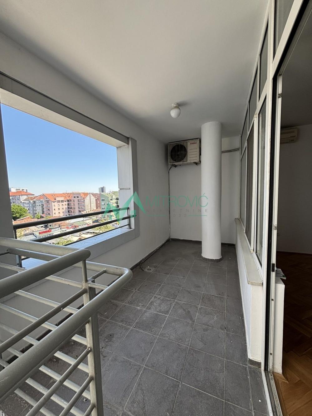 Slika 8 - Dvosoban stan za izdavanje, 50m2, 550€