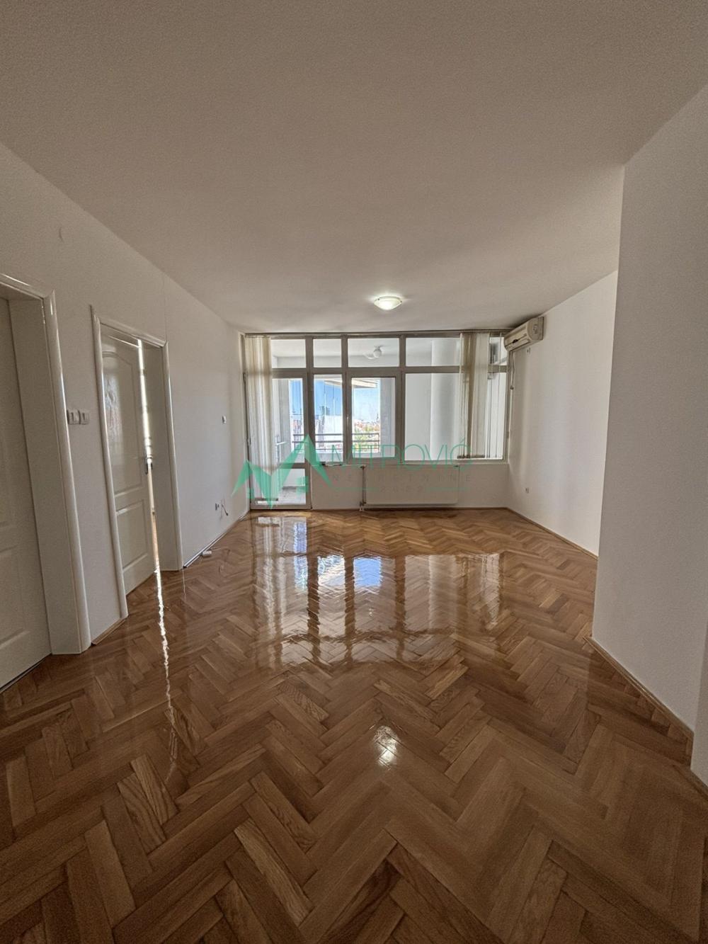 Glavna slika oglasa 398326