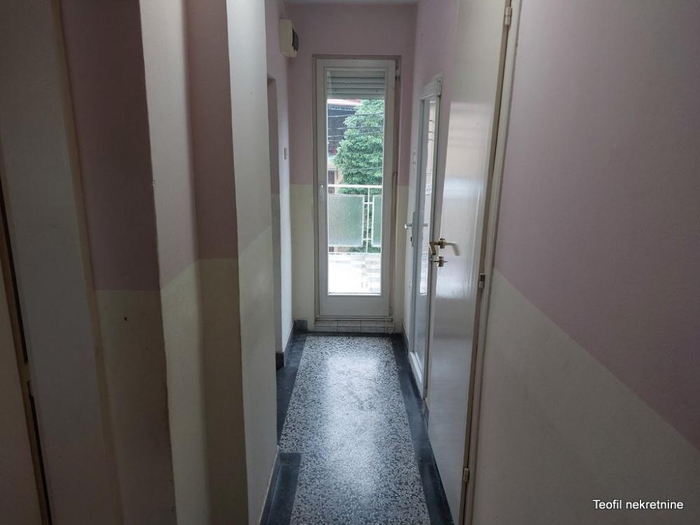 Slika 6 - Kragujevačkih đaka, Dvosoban stan za izdavanje, 60m2, 400€
