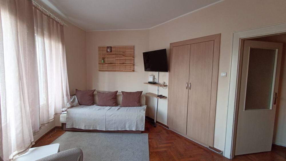Slika 1 - Njegoševa, Jednosoban stan za izdavanje, 23m2, 400€