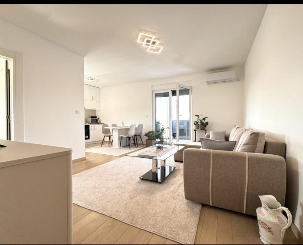 Glavna slika -Miroslava Krleže, Dvosoban stan za izdavanje, 50m2, 550€