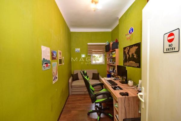 Slika 3 - Bulevar Despota Stefana, Troiposoban stan na prodaju, 77m2, 296.000€
