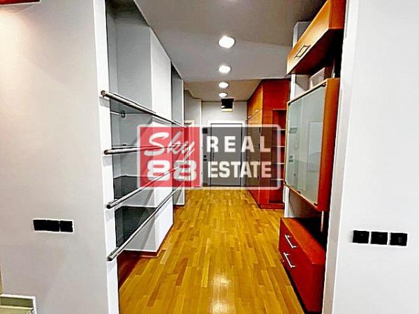 Slika 7 - Četvoroiposoban stan za izdavanje, 157m2, 1.850€
