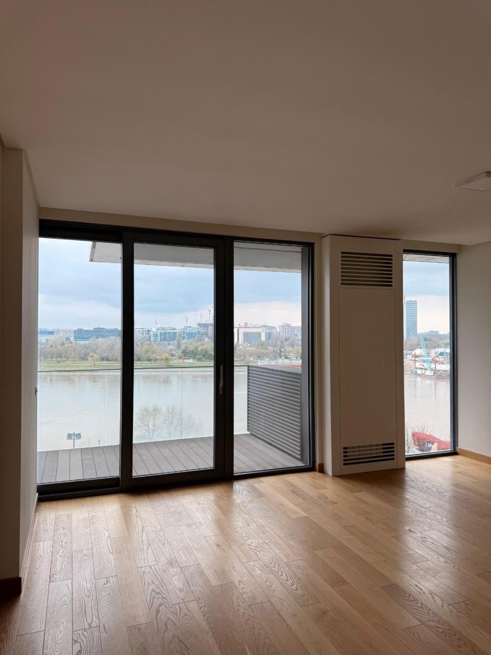 Slika 8 - Hercegovačka, Četvorosoban stan za izdavanje, 117m2, 3.000€
