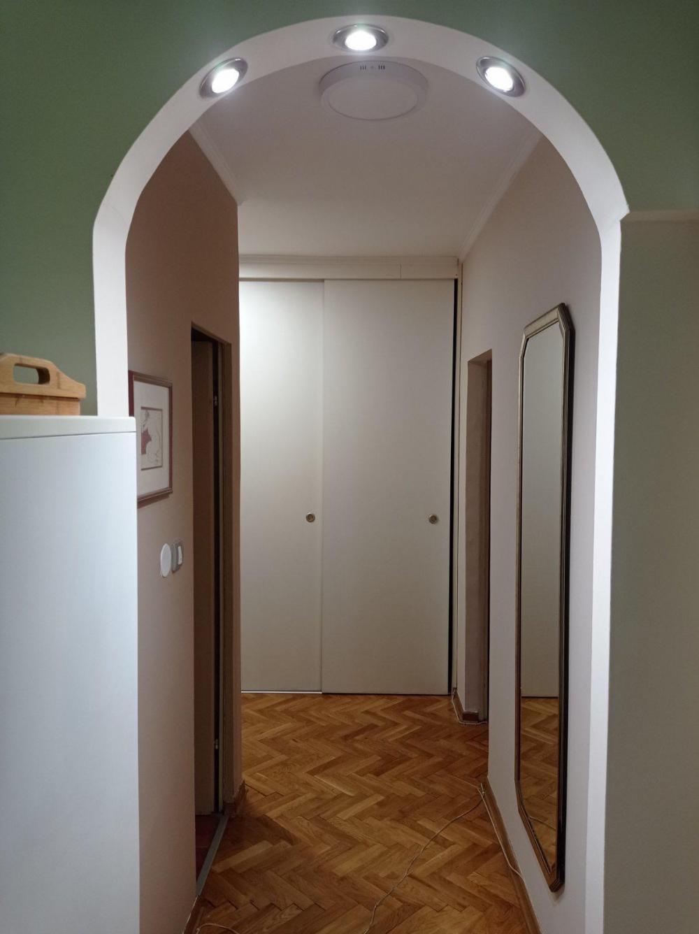 Slika 4 - Marine Veličković, Trosoban stan za izdavanje, 75m2, 700€