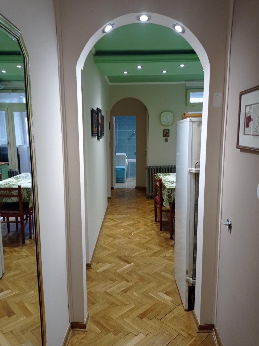 Slika 8 - Marine Veličković, Trosoban stan za izdavanje, 75m2, 700€