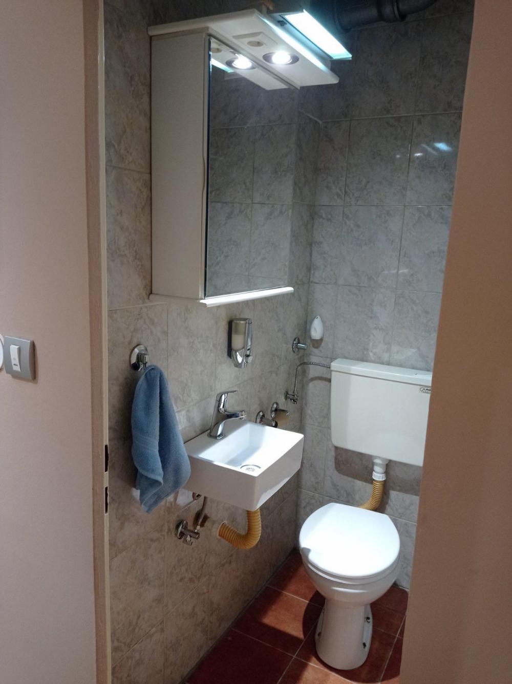 Slika 10 - Marine Veličković, Trosoban stan za izdavanje, 75m2, 700€