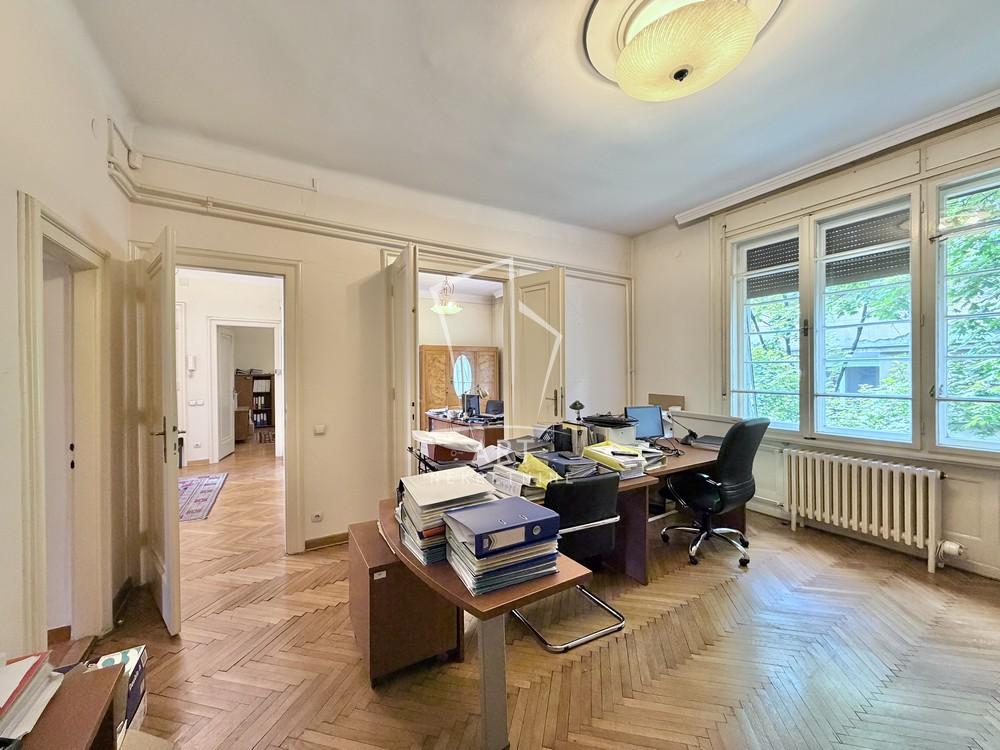 Slika 10 - Tomaša Ježa, Troiposoban stan za izdavanje, 125m2, 1.200€