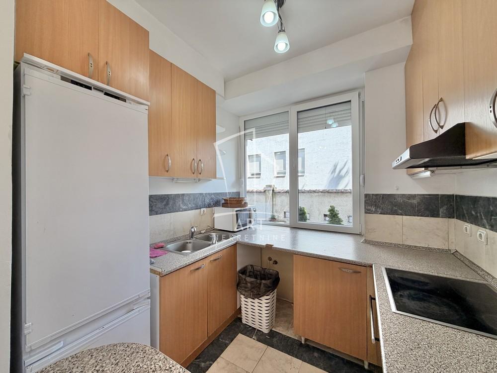 Slika 4 - Đevđelijska, Trosoban stan za izdavanje, 61m2, 700€