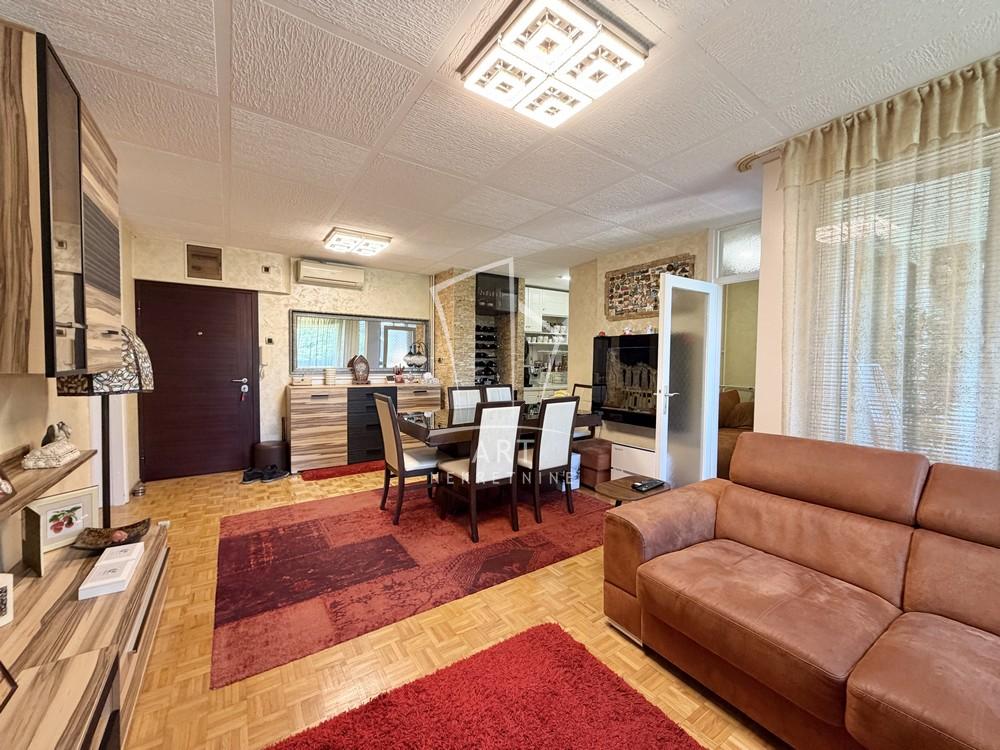 Slika 2 - Jovana Stojsavljevića, Troiposoban stan na prodaju, 62m2, 235.000€
