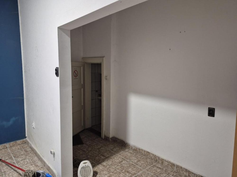 Slika 6 -  Lokal za izdavanje, 50m2, 200€