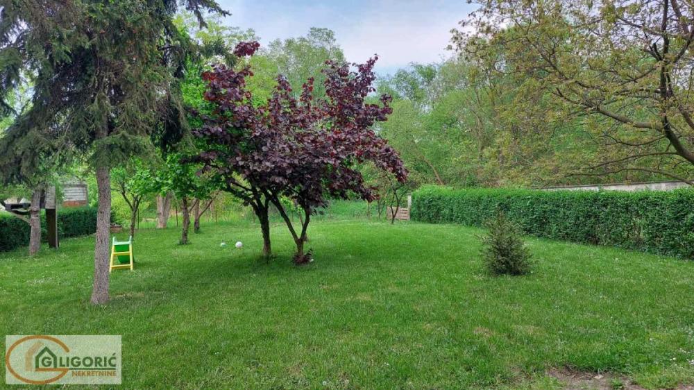 Slika 8 - Ružina,  Kuća na prodaju, 397m2, 240.000€