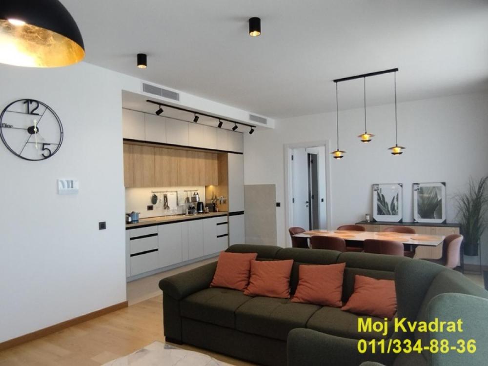 Slika 8 - Trosoban stan za izdavanje, 92m2, 1.650€